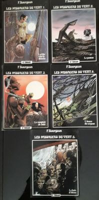 Les couvertures des bandes dessinées « Star Wars » sont accrochées au mur