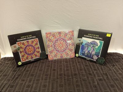 Lot de 50 tableaux peinture au diamant de marque CANVAS - di… - Photo 1