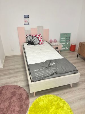 Lit d'enfant et chevet MOBILIER DE FRANCE modèle ORTS 90 cm,… - Photo 1