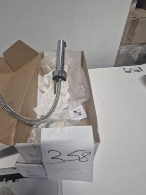 Lot de 2 pièces robinet / douchette chromée avec flexible mé…