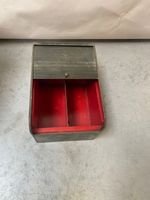 2 meubles a rideaux dans le gout de Chaleyssin dont un en tô… (photo 4)