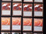 une photo d'une photo d'un jeu de cartes « Magic : The Gathering »