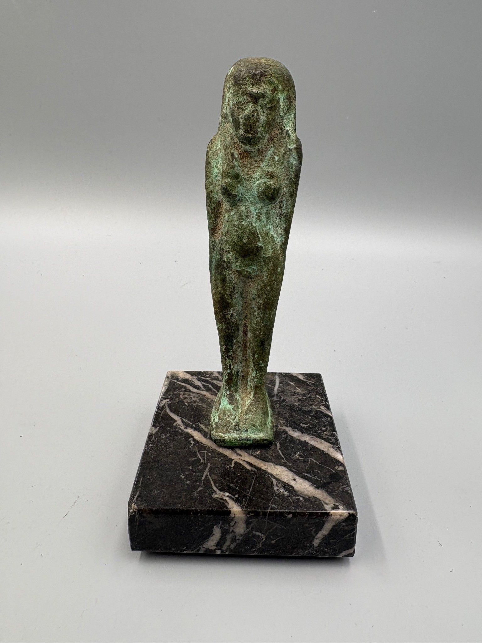 Objets d'art & Curiosités