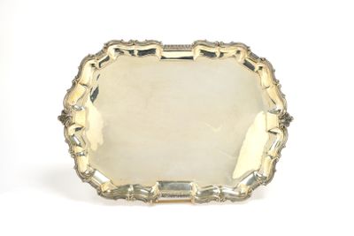 PLATEAU En argent moulé. Travail italien de la deuxième moit… - Photo 1