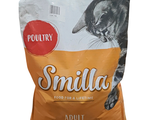 un sac de nourriture pour chat posé sur une table