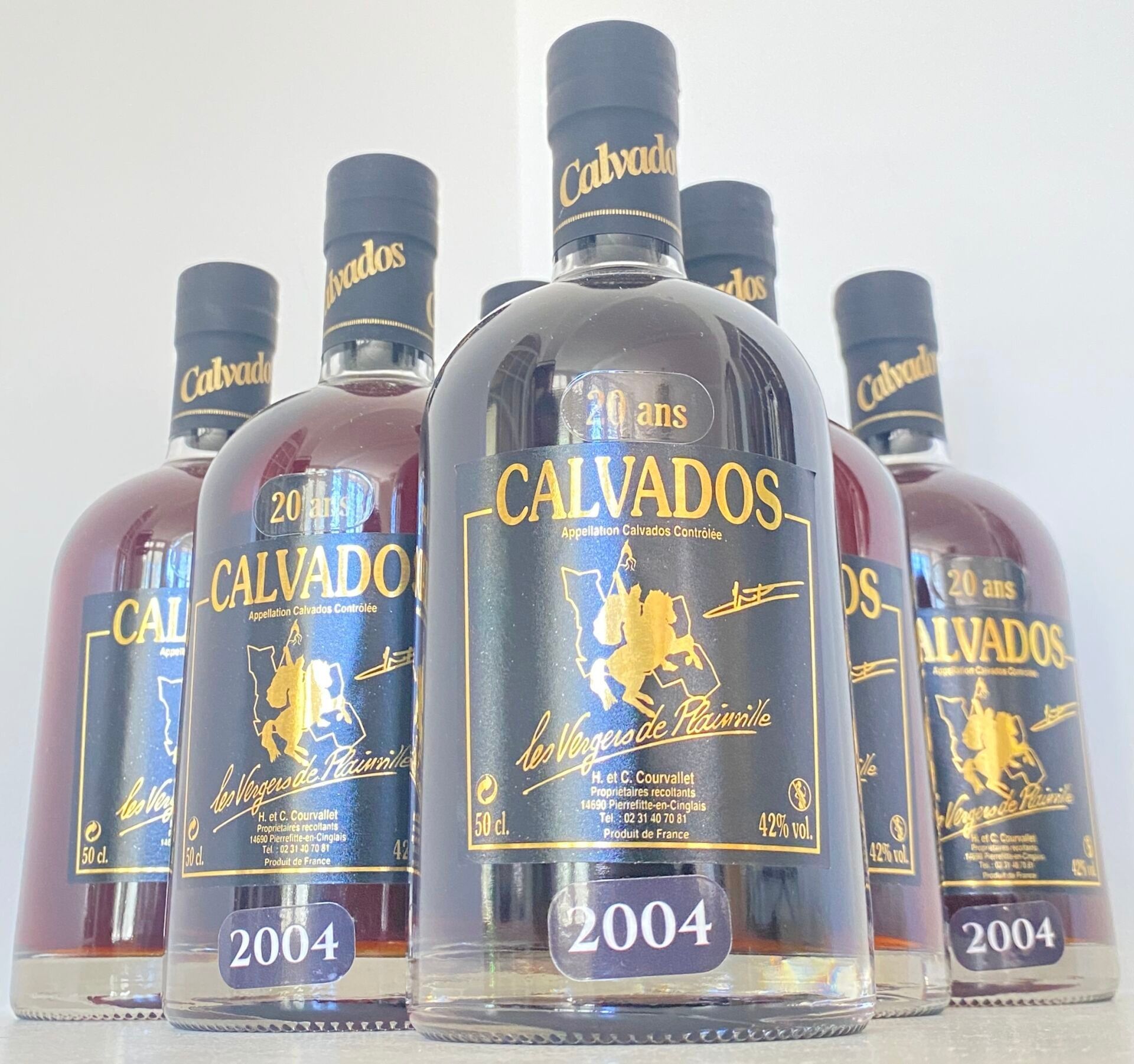 CALVADOS - "Les Vergers de Painmille" Assortiment de 6 bouteilles de 50cl millésimées 2004 et vieillies 20 ans - Envo...