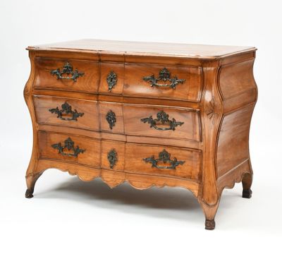 une image d'une commode sur fond blanc