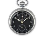 gros plan d'une montre de poche sur fond blanc