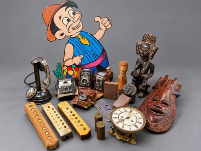 a lot of items that are sitting on a table