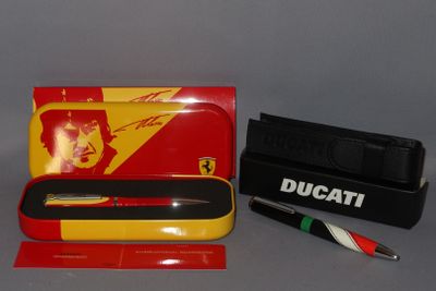 a picture of a pen and a pencil in a box