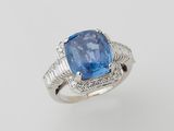a blue sapphire and diamond ring