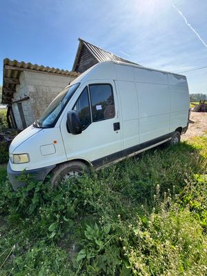 PEUGEOT BOXER - Genre : CTTE - Tva récupérable - SANS CARTE …