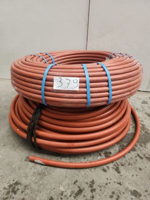 Lot de 2 couronnes de tube gainé rouge – 120 m et 125 m