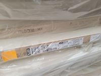 - 4 palettes de batis de portes en bois ou acier (photo 2)