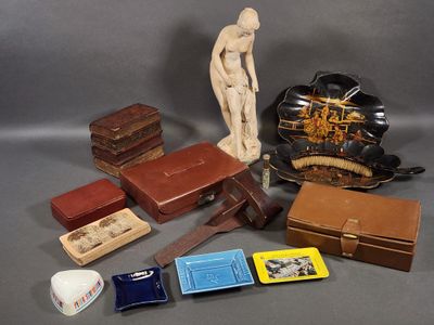 a lot of items that are sitting on a table