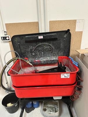 fontaine de nettoyage de marque Rogen