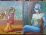 deux tableaux représentant des clowns jouant d'un instrument dans une pièce