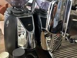 a coffee machine that is sitting on a counter