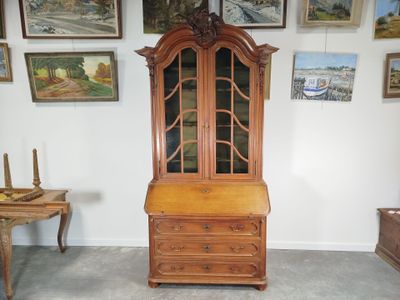 Secrétaire-bibliothèque à deux corps en chêne mouluré et scu…