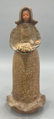 Travail moderne Sculpture en terre cuite figurant une femme …