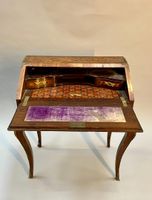 SECRETAIRE à abattant en bois de placage. (photo 2)