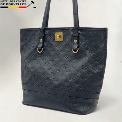 louis vuitton monograme leather tote bag