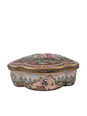 an image of a decorative box with a painting on it