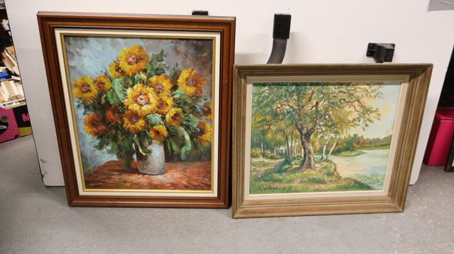 Lot de 2 huiles sur toiles, une nature morte aux fleurs et un pay...