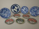 un lot de six assiettes chinoises bleues et blanches