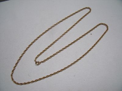 Collier en or jaune 18K, à maille torsadée – 12,18 g – L.