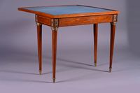 Table à jeux à système en placage de bois de palissandre, la… (photo 5)