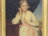 portrait d'une jeune fille en robe blanche tenant une fleur