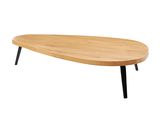 un gros plan d'une table en bois aux pieds noirs sur fond blanc