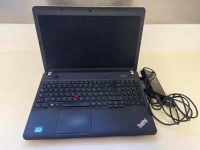 ordinateur portable Lenovo ThinkPad X1 avec processeur Intel Core i7-4570U, 2 GHz et 16 Go de mémoire vive