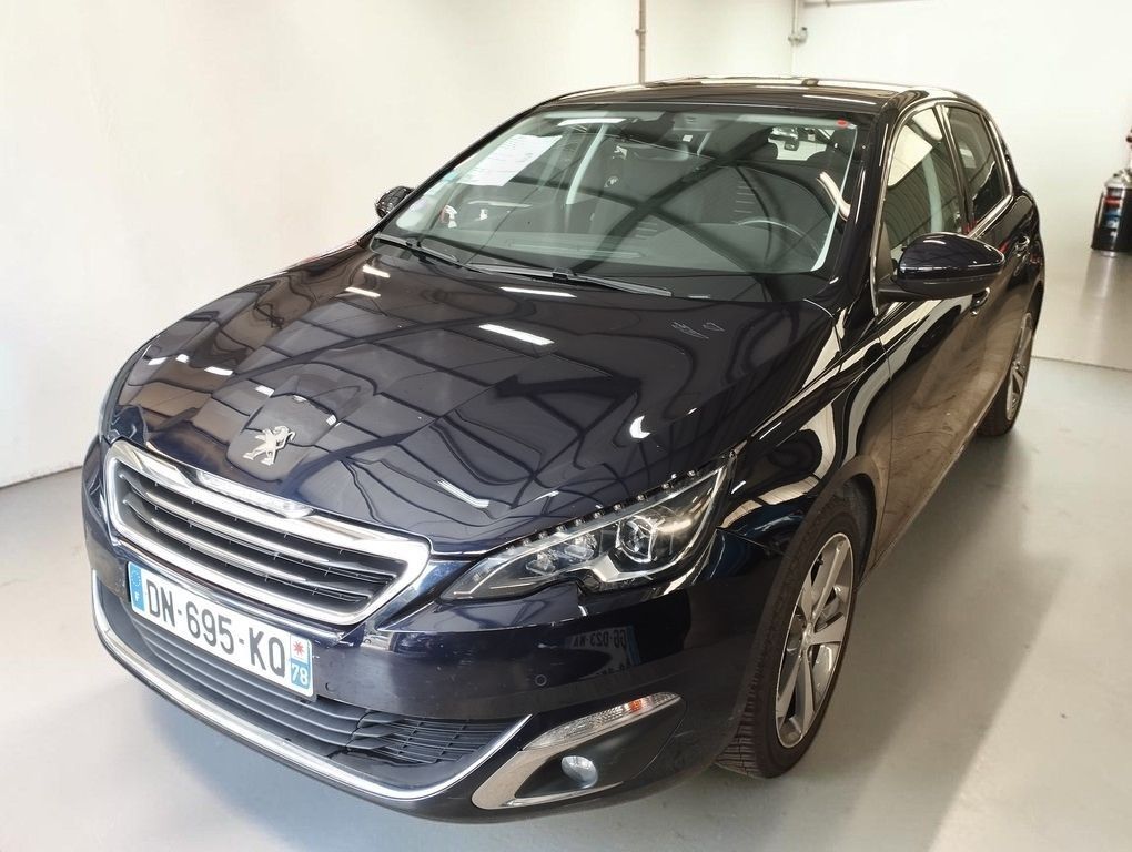 VP PEUGEOT 308 1.2 THP 130 ALLURE 5P Kilomètres au compteur …
