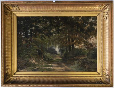 une peinture à l'huile représentant un sentier boisé avec des arbres et des buissons au premier plan