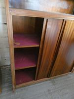 Buffet ouvrant à deux portes coulissantes et une porte à dro… (photo 3)