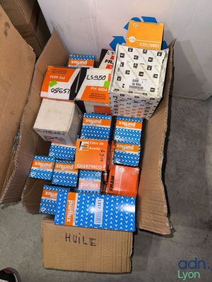 Lot à retirer à Lyon (69008) le lundi, mardi et jeudi de 08h…