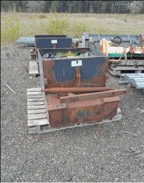 MICHAELIS, contrepoids agricole 1t, jamais utilisé (lots à r…
