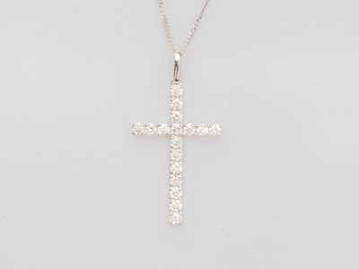Croix en or gris 750°/°° (18K), sertie de diamants taille br… - Photo 1
