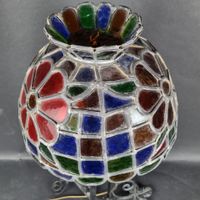 Grande lampe à poser, pied en fer forgé à décor d'enroulemen… (photo 2)