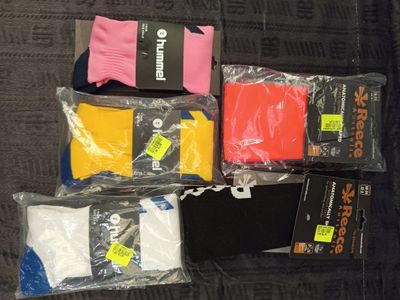 Lot de 40 paires de chaussettes différentes pointures - diff… - Photo 1