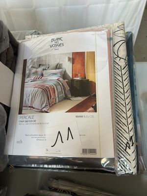 a box of bedding that is sitting on a table