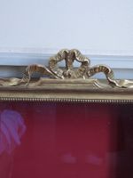 PAIRE DE CHAISES volantes de style Louis XV en bois mouluré,… (photo 6)