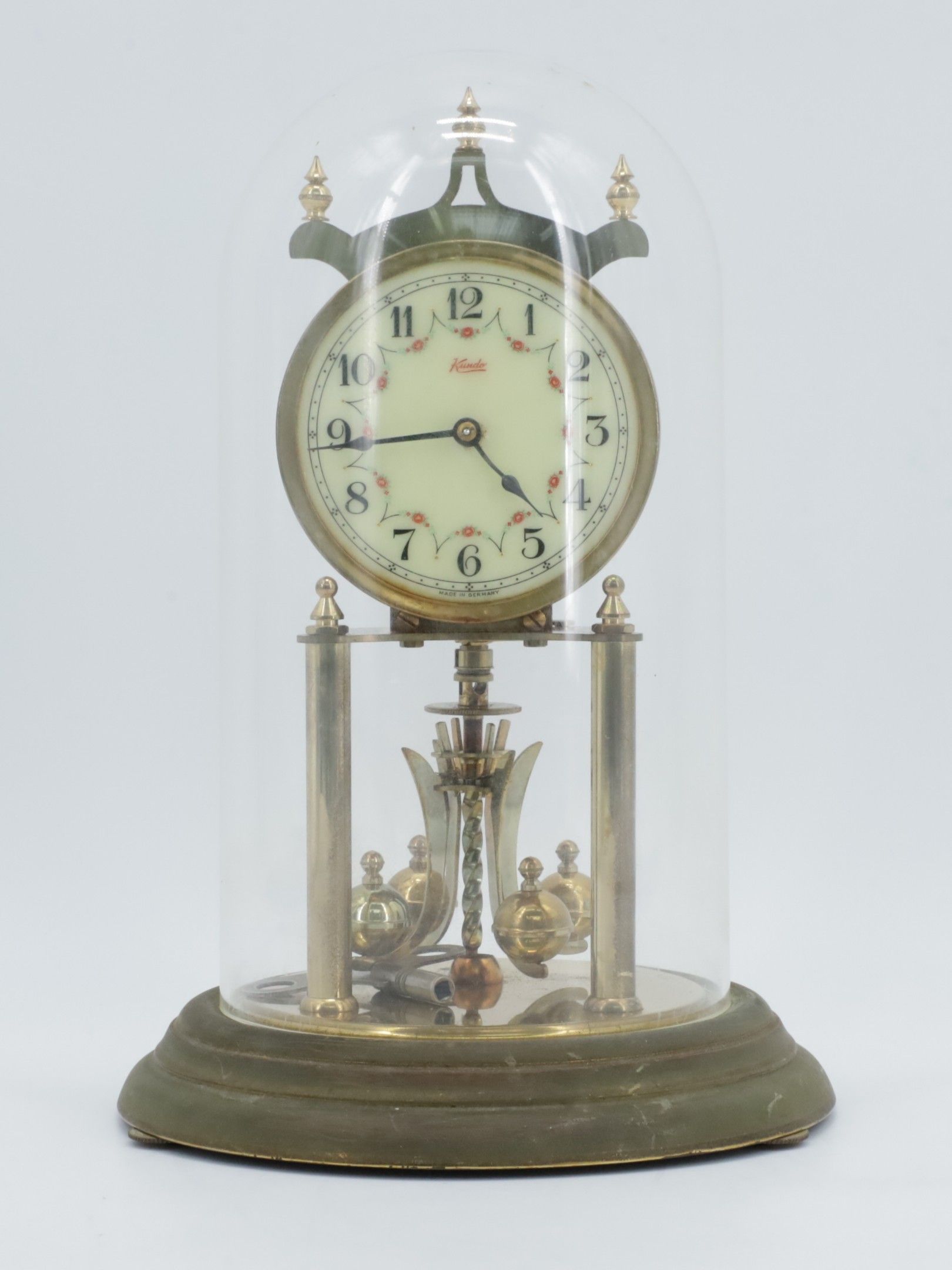 Objets d'art & Curiosités