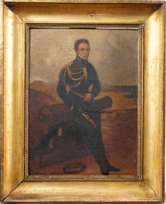 portrait d'un homme en uniforme militaire assis sur un cheval