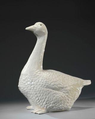 Oie en faïence craquelée, yeux en sulfure - Photo 1