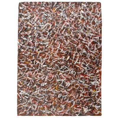 une peinture abstraite réalisée à l'aide de peinture rouge, blanche et noire sur un fond blanc