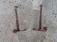 Paire de landiers/chenets en fer forgé.