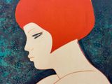 un tableau représentant une femme coiffée d'un chapeau rouge